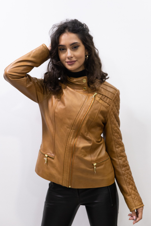 ZANA,40