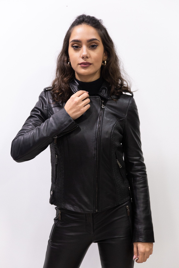 TARA,38